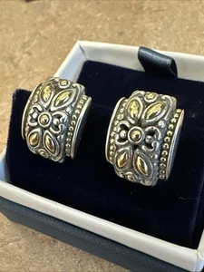 *John Hardy Kawung Dot Rectangular 18k Gold Collection Omega-Back Post Earrings* - Picture 1 of 20