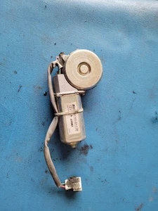 83 84 85 86 87 MAZDA 626 LEFT/DRIVER SIDE POWER WINDOW MOTOR FRONT 60871 - Picture 1 of 3