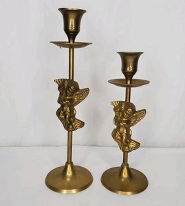Juego de 2 candelabros vintage de latón querubín ángel pátina graduada - Imagen 1 de 9
