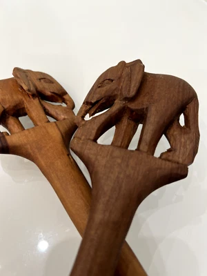 Винтажный африканский деревянный сервировочный набор посуды для салата ручной работы ручки слона - Изображение 1 из 4