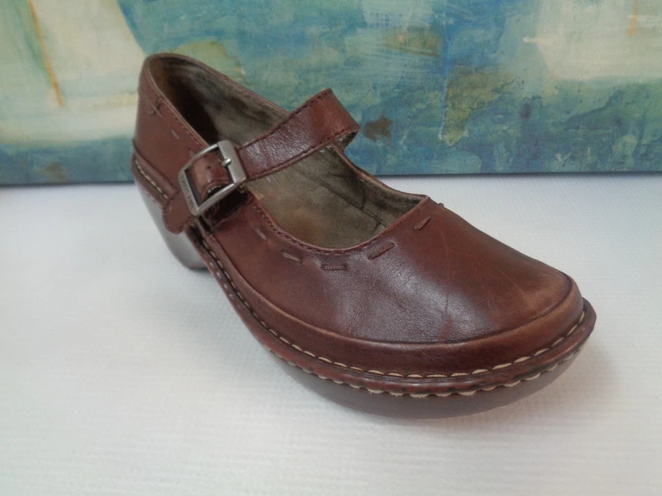 Zapato Mary Jane EASTLAND para mujer de cuero marrón punto acanalado rural 9M  Foto 1 de 4