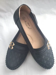 AKA Apakowa Women's 37 (US 6.5) Slip On Loafer Shoes Leather Upper Black - Picture 1 of 6