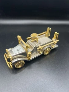 Reloj de cuarzo platino C294tt 2 tonos clásico camión de bomberos coleccionable de colección único - Imagen 1 de 8