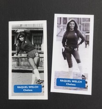 USA - CHELSEA - RAQUEL WELCH - Pair of rare vtg Score UK football trade cards  