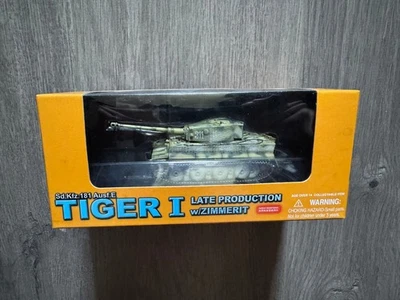 Dragon Armor 1:72 Sd.Kfz.181 Ausf.E Tiger I Late Production Zimmerit 62001 Value - Image 1 of 4