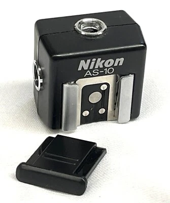 Nikon AS-10 TTL Multi Flash Adapter - Image 1 of 3