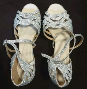 Women's Size 6 Sandals Beautiful Sparkly Silver Iridescent Crystals Open Toe - Picture 1 of 7