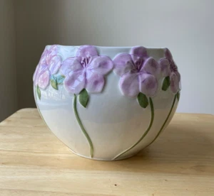 SAFARIL PORTUGAL Embossed Purple Flowers Art Pottery Planter - VGUC - Picture 1 of 6