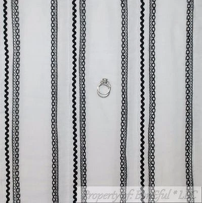 Edredón de algodón BonEful de tela FQ de colección blanco negro blanco y negro rayas encaje Rick Rack Chevron Foto 1 de 4