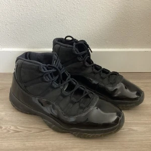Size 14 - Jordan 11 Retro Cap and Gown 2018 - Picture 1 of 21