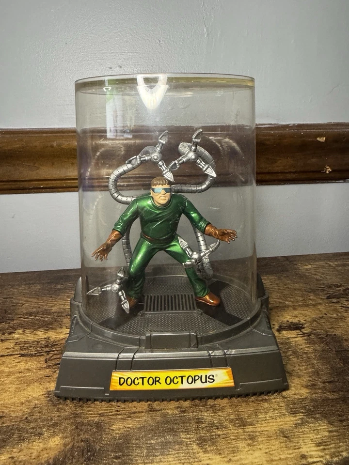 漫威英雄钛系列压铸“章鱼医生”可动人偶蜘蛛侠 — 第 1/4 张图片