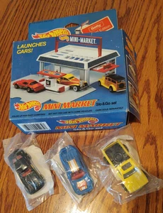 Mini market promo stazione di servizio Gettys vintage anni 80 e 3 auto sigillate HOT WHEELS - Foto 1 di 2