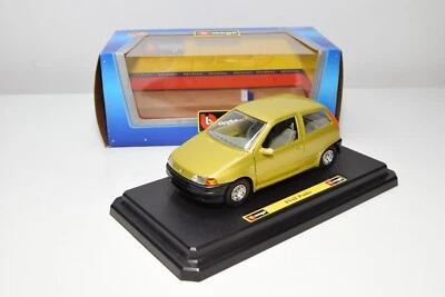 B63 1:24 BBURAGO BURAGO 01027 1027 FIAT PUNTO MET. MIB GIALLO - Immagine 1 di 4