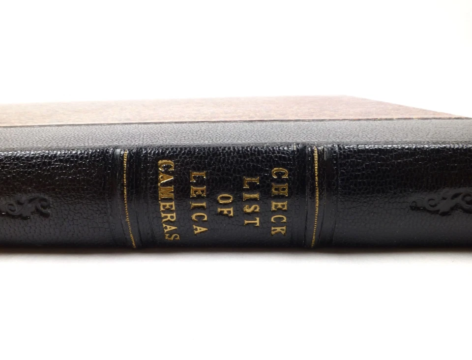 The Collectors Check List of Leica Cameras, Lenses, Accesoris - Image 1 of 4