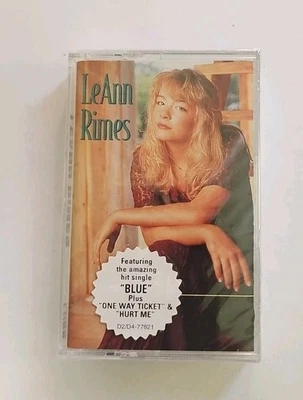 LeAnn Rimes - Blue Cassette SEALED Hype Sticker Curb Records VTG  - Imagem 1 de 3
