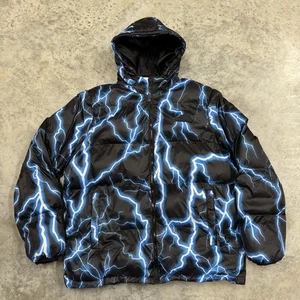 Reason Jacket Mens XL Black Blue Lightning Puffer Hooded All Over Print Full Zip - Picture 1 of 8