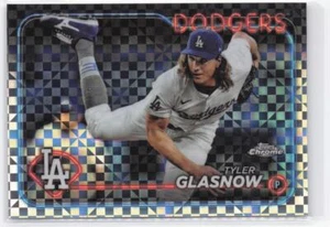 2024 Topps Chrome Tyler Glasnow #54 X-Fractor - Picture 1 of 2