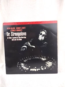 Dr. Strangelove or: How I Learned to Stop Worrying and Love the Bomb (Laserdisc) - Picture 1 of 2