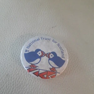 Insignia vintage de National Trust for Scotland - Imagen 1 de 3