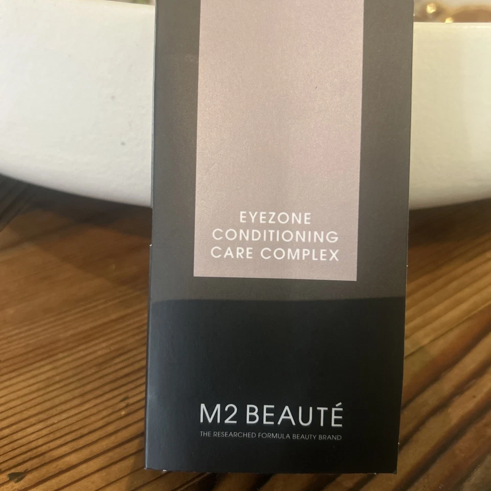 M2 Beauté Eyezone Conditioning Care Complex, M2 Beauté Eyebrow Enhancer Care NEU - Bild 1 von 1