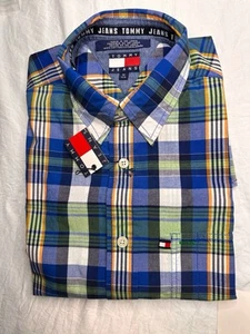 Tommy Hilfiger Men's Vintage 90s Short Sleeve Button Up Plaid Size Medium NWT - Picture 1 of 1