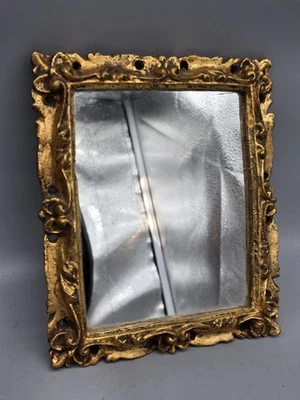 Espejo pequeño dorado vintage Foto 1 de 4