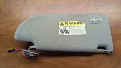 Parasol izquierdo Volvo XC90 2007-2014 con abridor de puerta de garaje Homelink gris Foto 1 de 4