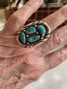 Ring Native American/sterling & Turquoise signed LH 7 1/2 vintage 1 1/2x1 Signe - Picture 1 of 4