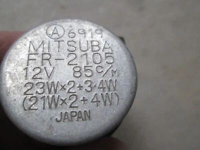 OEM HONDA CB650 / CB650C / CB650SC / CM450A RELÉ INTERMITENTE 38301-415-004 BUENO Foto 1 de 4