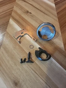 Singer Sewing Machine Model Merritt 2502C OEM Hook Assembly With Bobbin Case - Picture 1 of 2