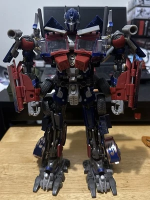 Transformers MB-17  Optimus Prime Revenge USED  PLEASE CHECK DESCRIPTION - Image 1 of 4