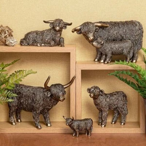 Shudehill - Bronze Highland Coo - Different Poses and Sizes to choose from! - Picture 1 of 12