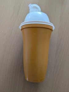 Vintage 70er Jahre Tupperware QUICK SHAKE Mixer Mixer GOLD Behälter 844-22 RAR - Bild 1 von 4