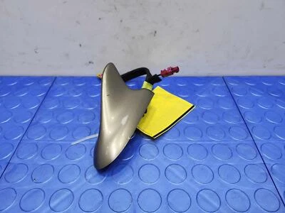 Conjunto de antena de radio sedán Cadillac CTS 2014-2018 color topo GHA OEM 23174566 Foto 1 de 4