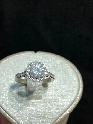 Anello in argento 925 da donna misura 15 nuovo Il suo peso è di 4,2 grammi - Immagine 1 di 4