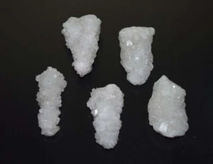 218,35 Cts. Pietra preziosa sfusa grezza drusa bianca 100% naturale per fare ciondolo - Foto 1 di 3