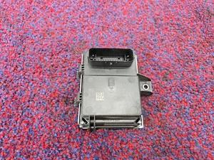 CHEVROLET CAMARO LS 18-24 OEM FUEL PUMP CONTROL MODULE UNIT COMPUTER - Picture 1 of 3