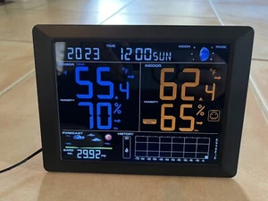 Sainlogic digital weather station clock - Picture 1 of 3