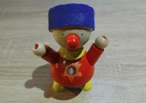 Selecta Holzspielzeug Männchen mit Glöckchen - Bild 1 von 2