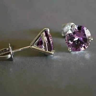 Aretes solitarios de amatista de corte redondo de 2 quilates enchapados en oro blanco de 14 quilates Foto 1 de 4