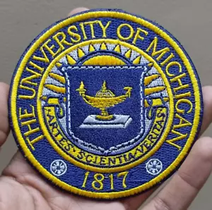 The University Of Michigan Logo Bügelbild Patch - Aufnäher Patch - gestickter Aufnäher - Bild 1 von 6