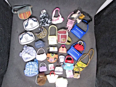 Bratz Doll accessories - Purses, Backpacks, + - 30+ pieces                   (G - Image 1 of 4
