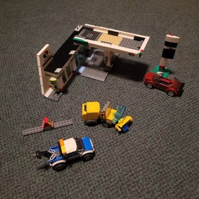 Lego City Service Station 60132 incomplete Read