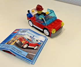 LEGO CITY: Fire Car (30221) - 100% Complete. With Instructions.