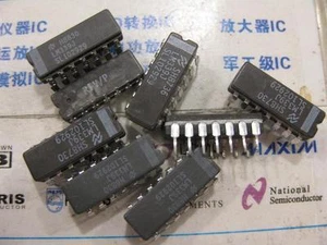 2X  LM339J  LOWPOWER QUAD VOLTAGE COMPARATORS  ( NS ) CDIP14 - Picture 1 of 1