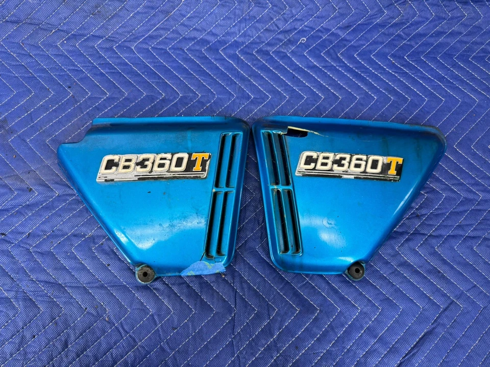 1974-1976 Honda CB360 CB360T Side Engine Panel Covers Pair L & R Moto OEM #3269E - Image 1 of 4