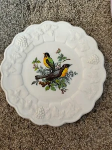 Westmoreland White Milk Glass "BIRDS" Decorative Home Decor Wall Plates - Picture 1 of 2