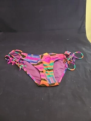 Womens Swimsuit Bottoms Small - Image 1 of 4