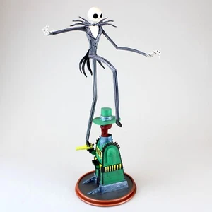 Jack Skellington in Oogie's Lair (The Nightmare Before Christmas) Gallery Statue - Picture 1 of 5