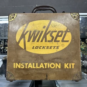 Vintage KWIKSET Locksets Installation Kit Hole Boring Jig in Storage Box - Picture 1 of 13